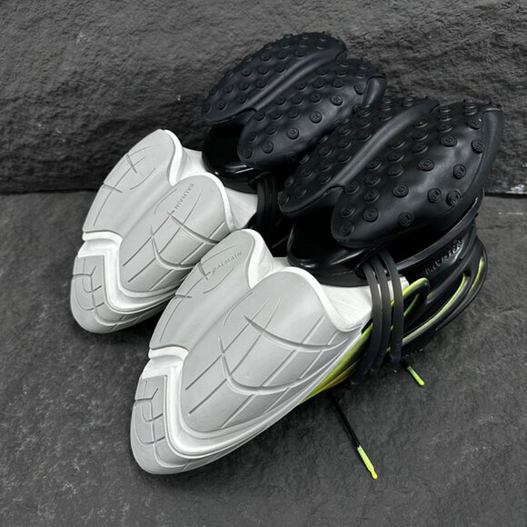 Balmain Unicorn Low-Top Platform Sneakers (Unisex) - Picture 6 of 9